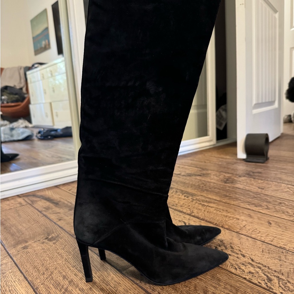 Never worn Massimo Dutti suede tall boots